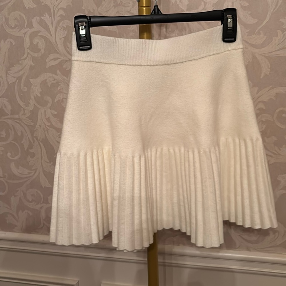 Soft warm accordion skirt, size xs